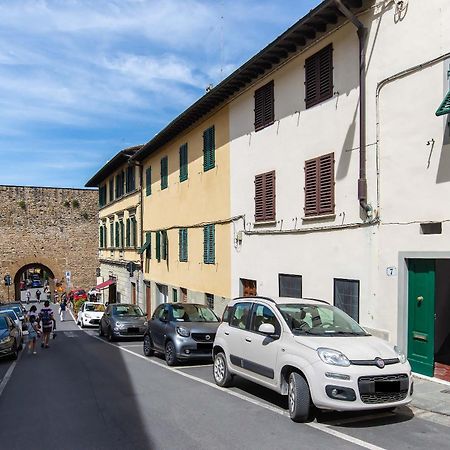 Apt In San Niccolo A Pochi Passi Da Ponte Vecchio Florence Luaran gambar