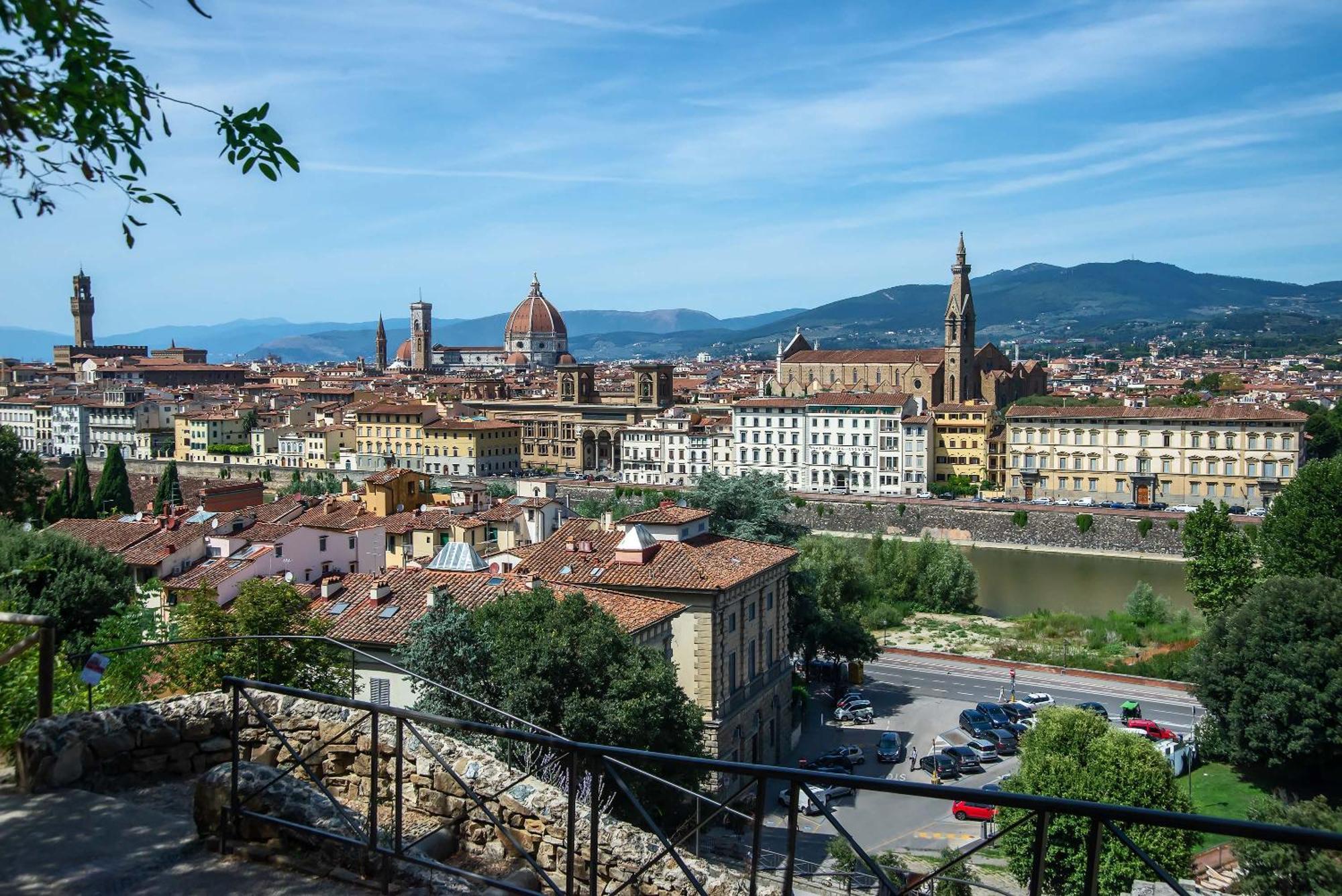 Apt In San Niccolo A Pochi Passi Da Ponte Vecchio Florence Luaran gambar